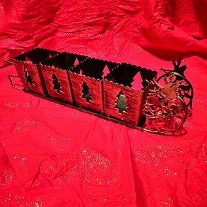 GANZ Rustic looking sleigh with reindeer’s and four candle departments-